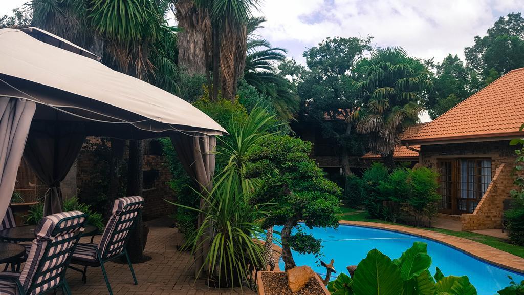 Aark Guest Lodge Vanderbijlpark Exterior foto